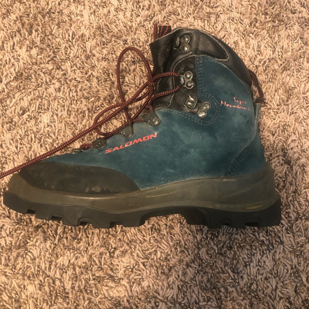 Salomon Mountaineering Boots View 2